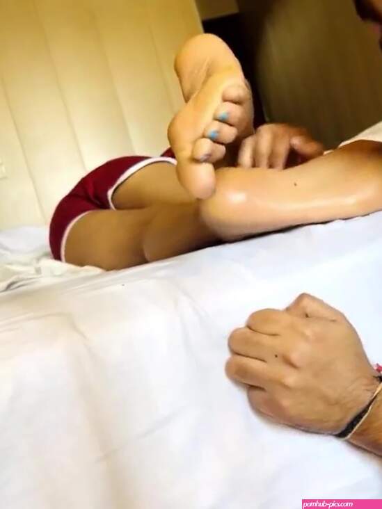 Indian foot lick