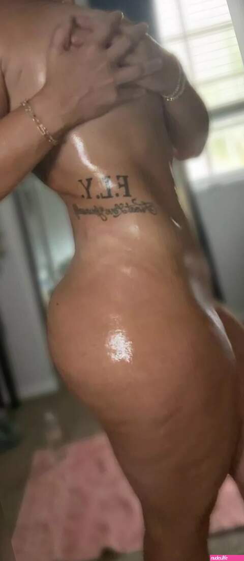 Kayycurvy Nude OnlyFans Leaks and Videos
