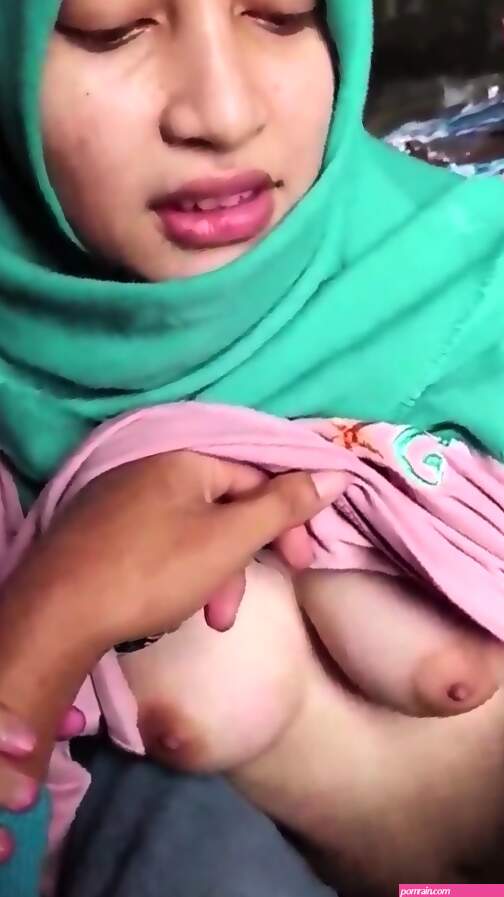 ABG HIJAB MESUM.