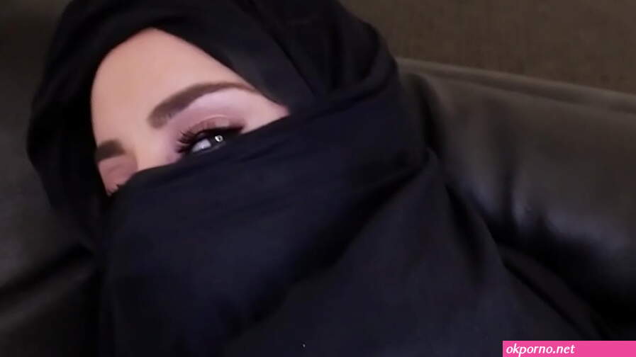Muslim Cheating Wife Wears Hijab And Fucks