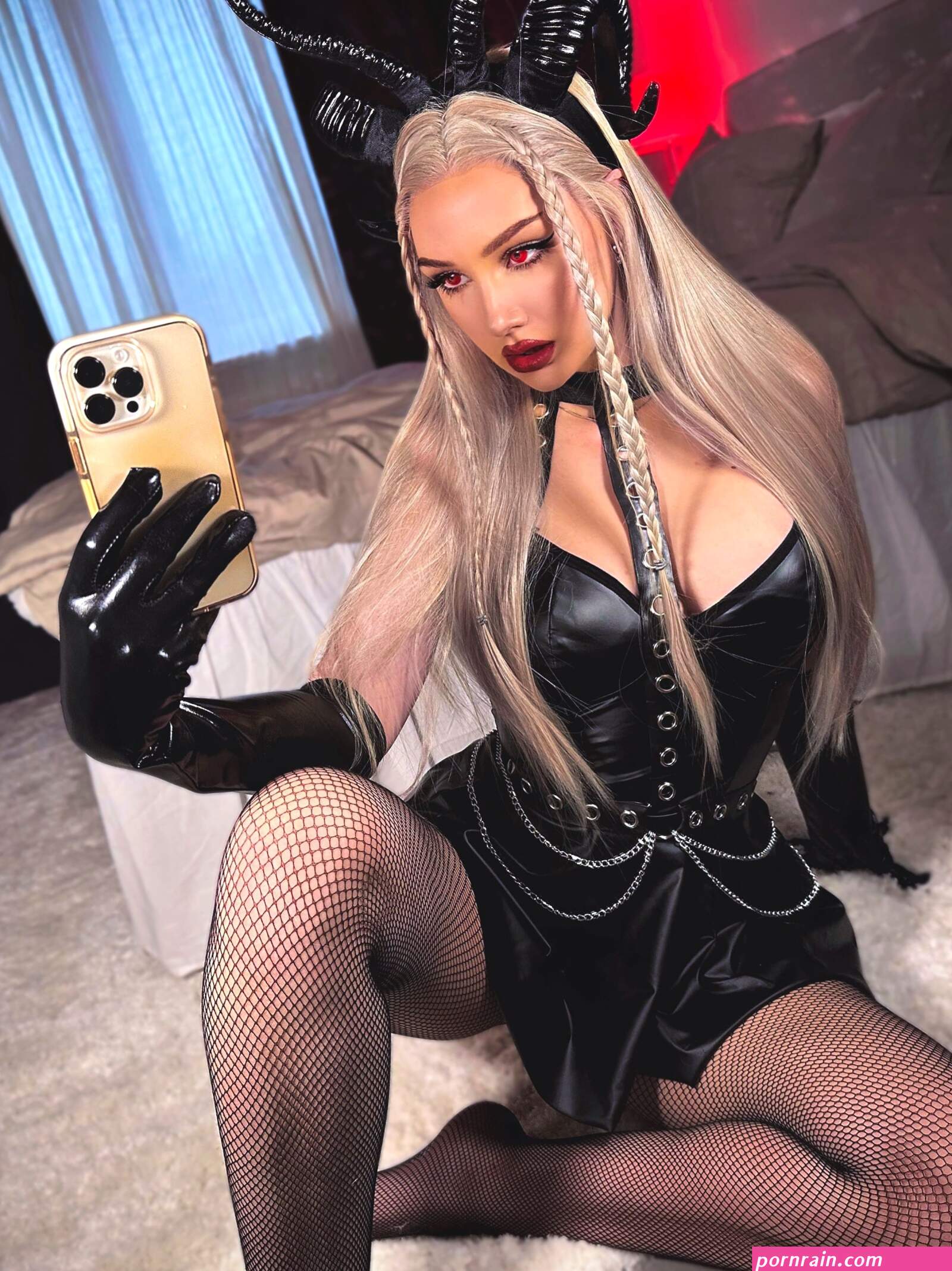 Linny Nova