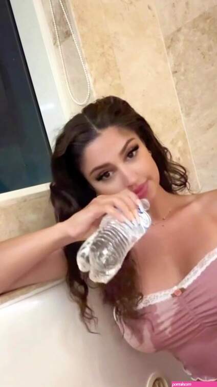 Diva Flawless Compilation Of Her Nude Nipple Slips And Booty Teasing Leaked Sex Video