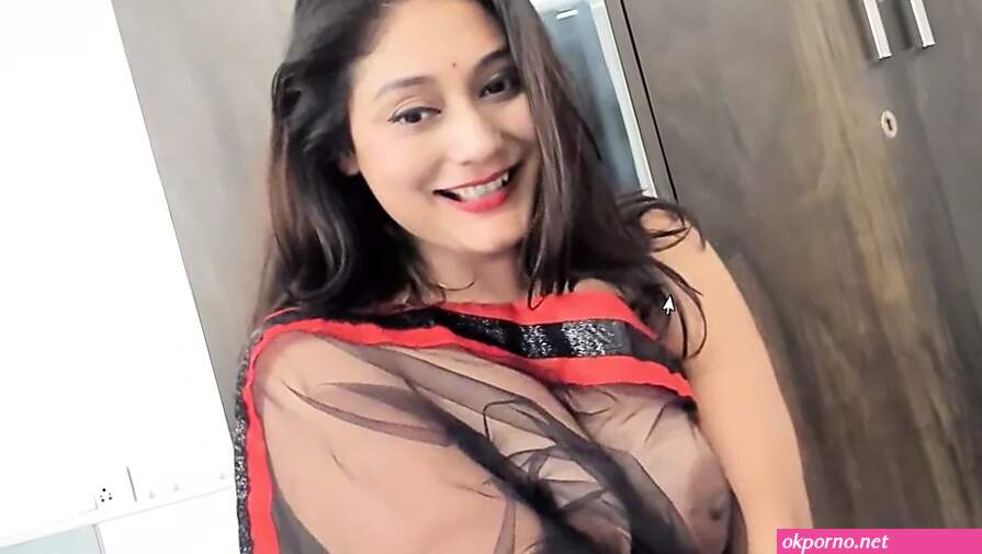 Hot saree naked Indian