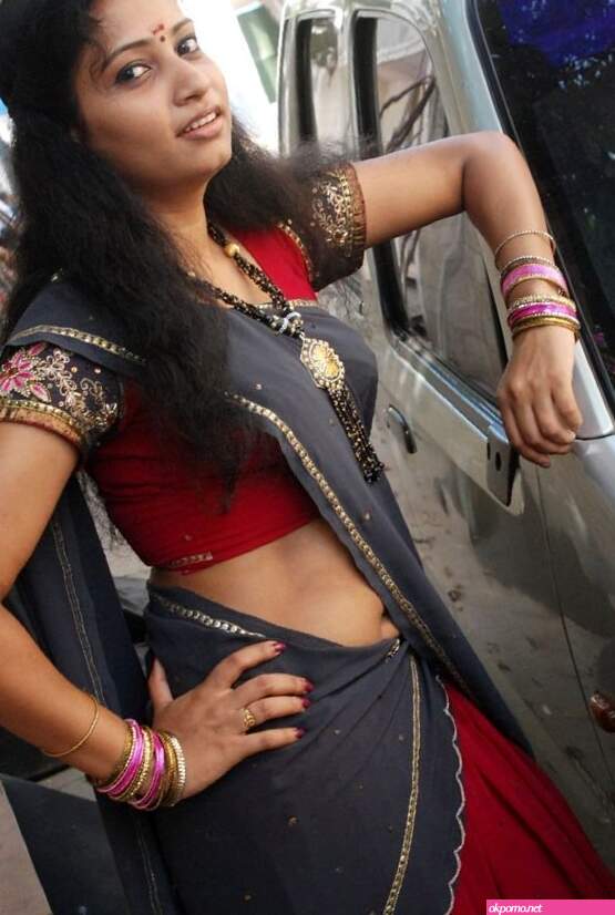 unmarried half saree girl 15