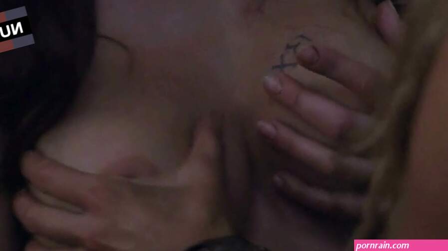 Luna Rioumina Lesbian Scene