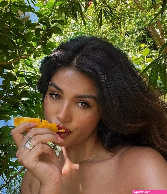 Komal Khosla Nude OnlyFans Leak Picture 1pJPUJYujZ
