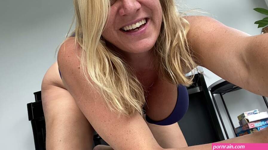 YOGA CLASS! Day 958 of yoga and gratefulness