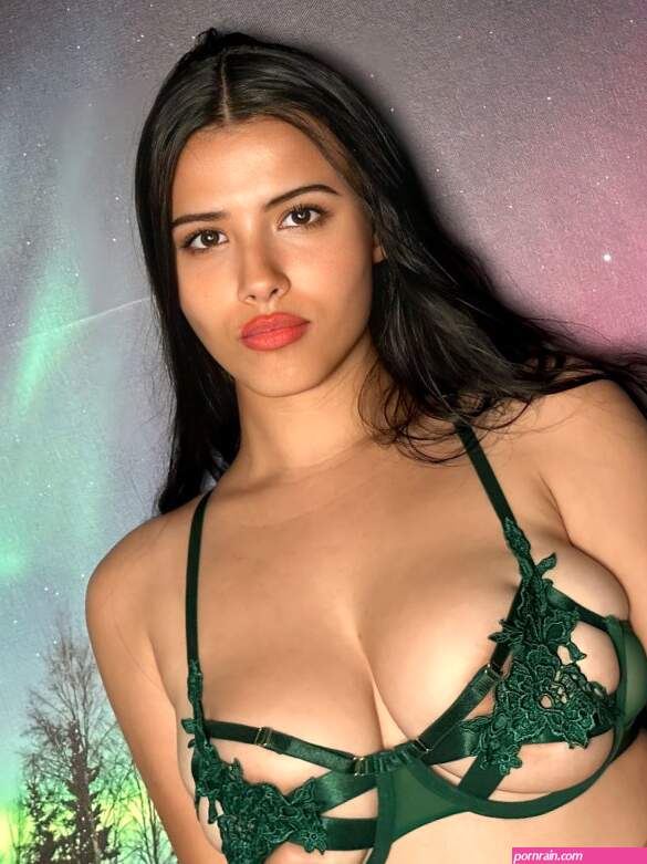 tabby on X: Heres the caption Livestream tonight on OnlyFans AND to celebrate my first stream in 2 weeks FREE SUBSCRIPTIONS FOR THE NEXT 12 HRS I hope ur all ready