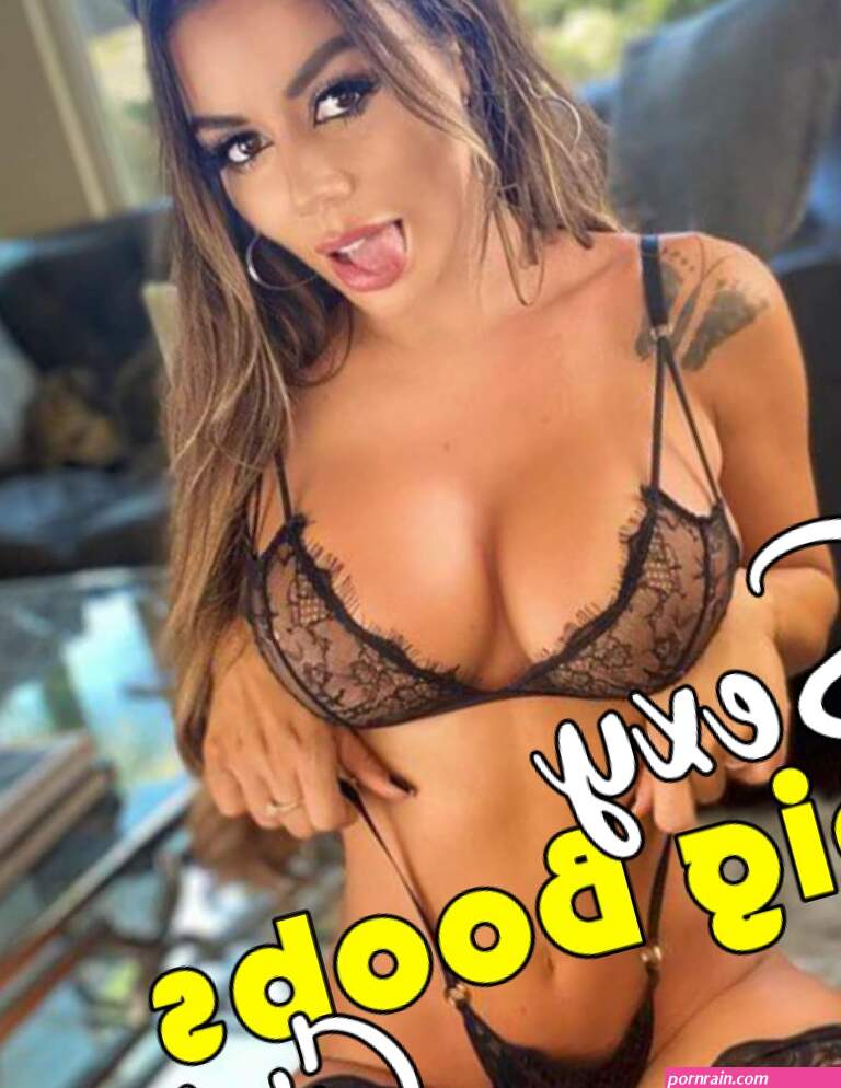Sexy Big Boobs Girls Photobook: Pictures Of Sexy Chicks Collection To Decor Room House Unique Gift For Everyone To Relaxation: Cole Jerry: 9798847314329: Books