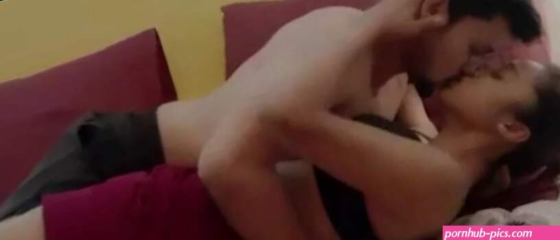DIWANE PAER 2024 Hindi Hot Web Series Yessma Episode 02
