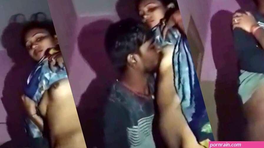 Tuition teachers daughters boobs sucked pussy licked during power cut