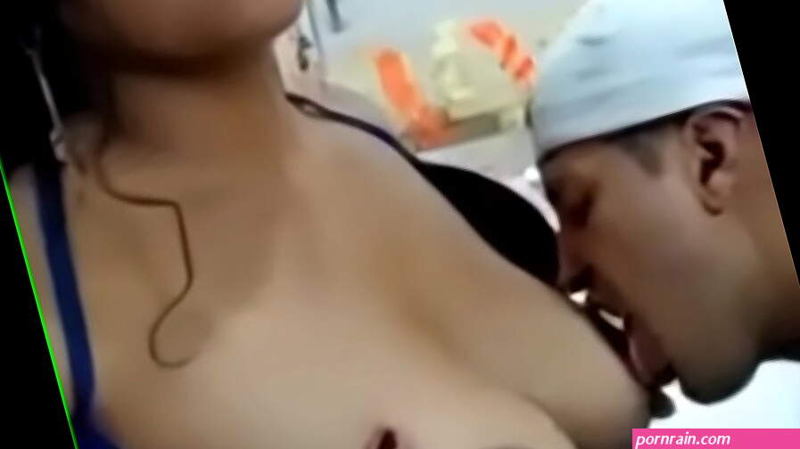 Indian big boobs aunty suck