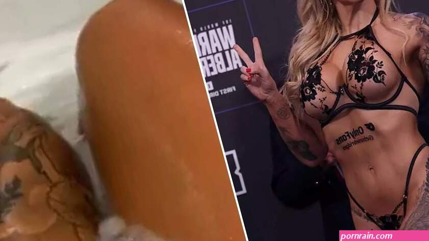 Naked boxer Ebanie Bridges offers to sell her bath water to one of her fans