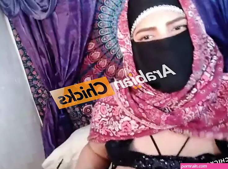 Arab BBW Niqab Muslim Hijabi Webcam at Arabianchicks