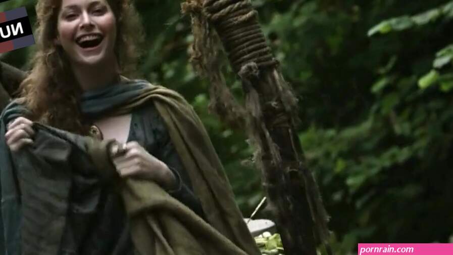 Esme Bianco Pussy Scene