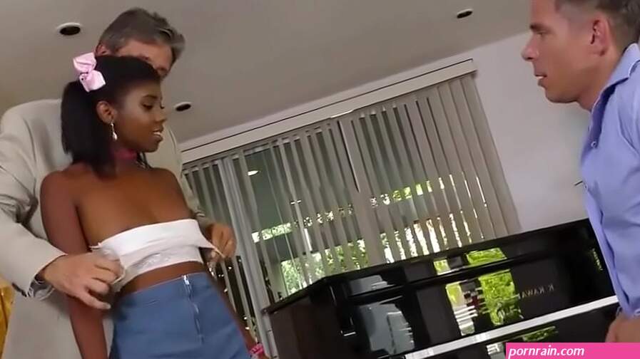Ebony Musician Does Anal For a Job Daizy Cooper