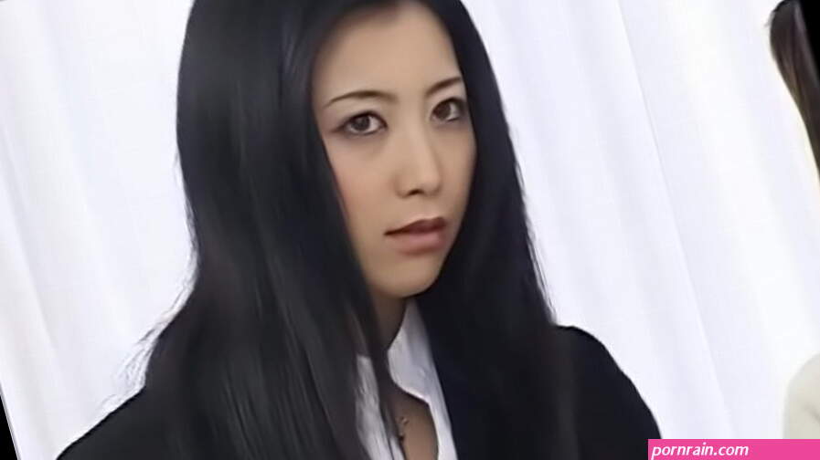 Vierge asiatique fille