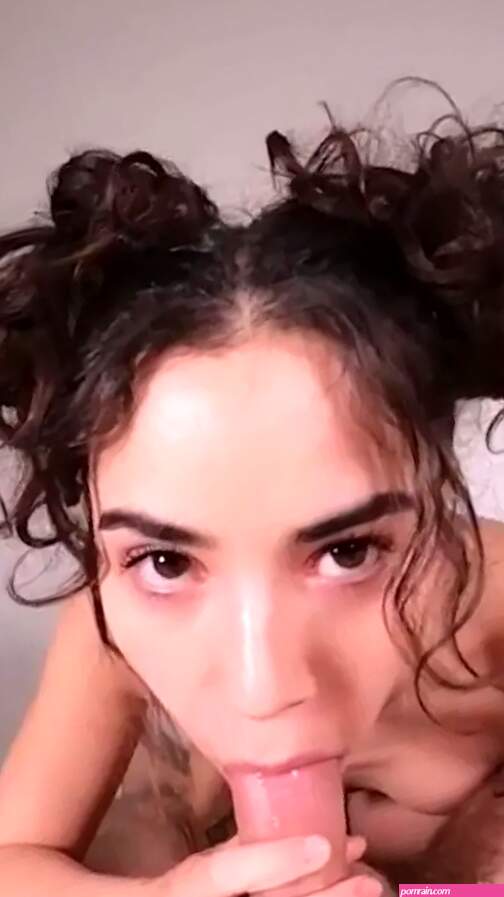 cute blowjob-2 yellznude441