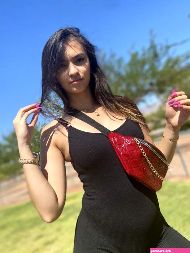 Best OnlyFans Accounts Most Popular Models With The Cutest Hottest Top Only Fans Girls Pages