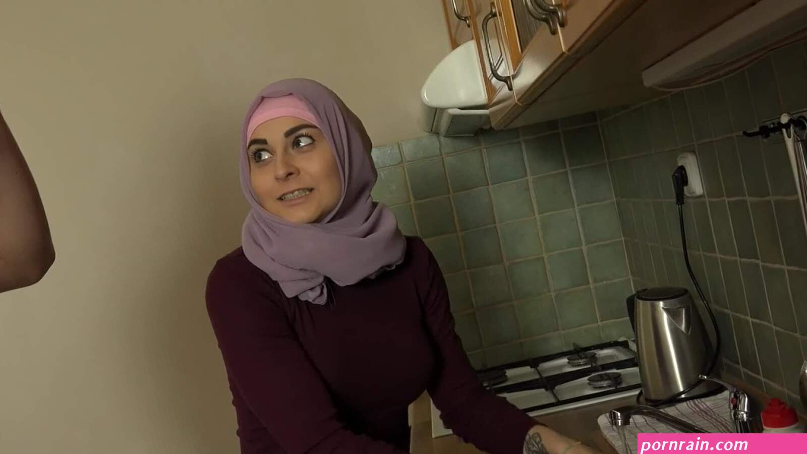 A big cock masturbates for real orgasm for an Arab as there is Muslim porn and some hijab sex as there is sex with Muslims as the Muslim hijab girl is in pov.