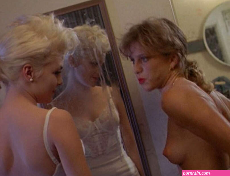 Two Moon Junction ANCENSORED
