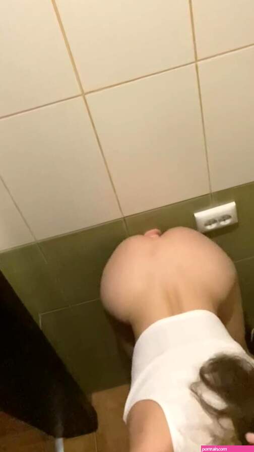Vikky Wall Fuck