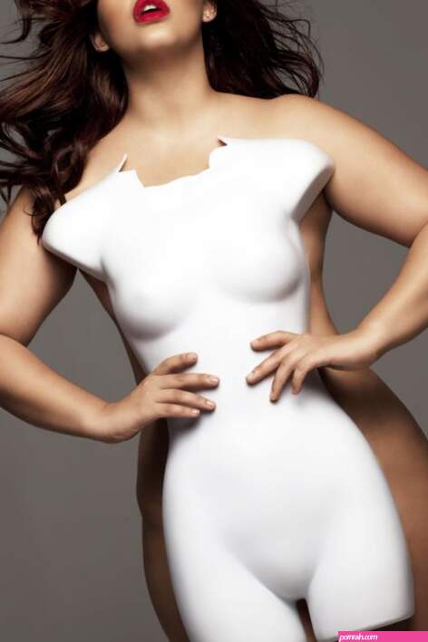 .. plus-size.. plus-size........