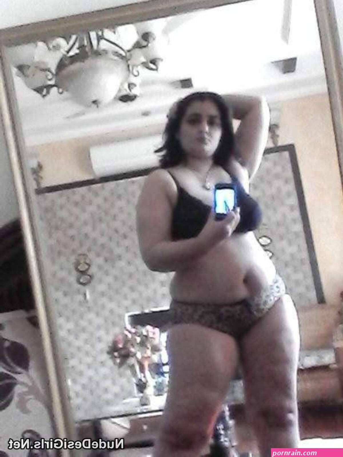 Locel beautyfull bhabi aunty girls big boods saxy hot photos