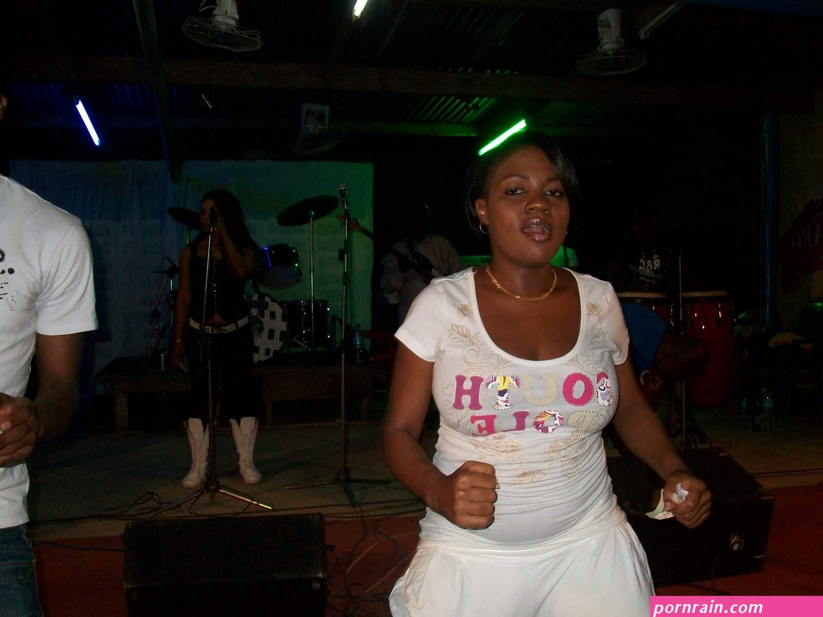 Jinsi ya kufanya mapenzi aina za kuma na mboo