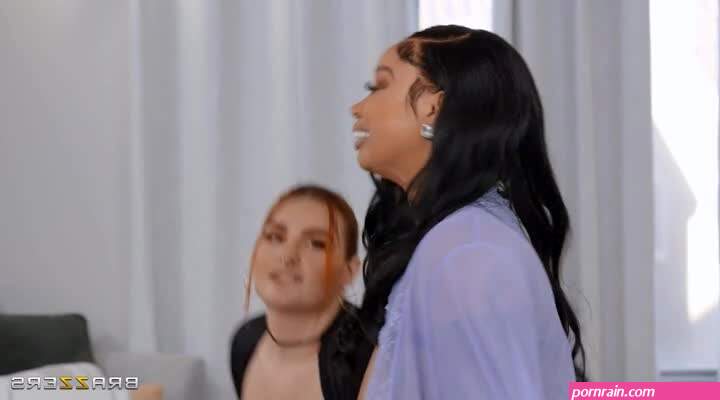 Advoree fucks maid