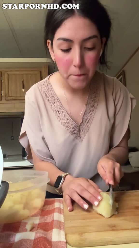 Kristalrq pussy fingering leak video