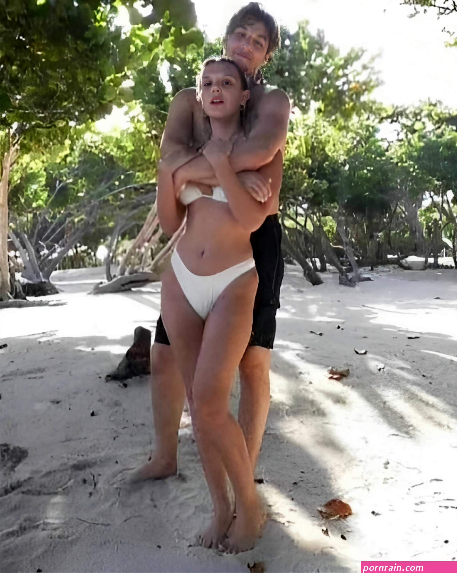 Millie bobby brownboobs