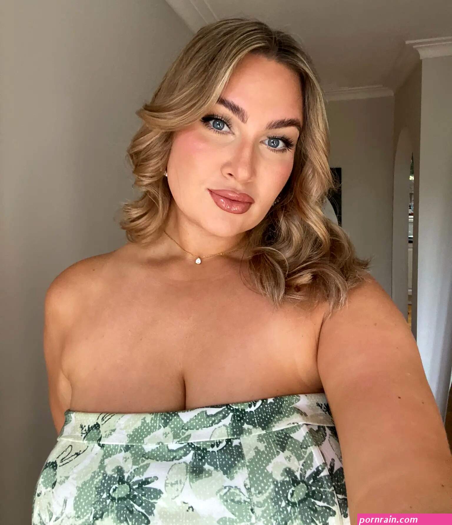 Mikaela reidy nude