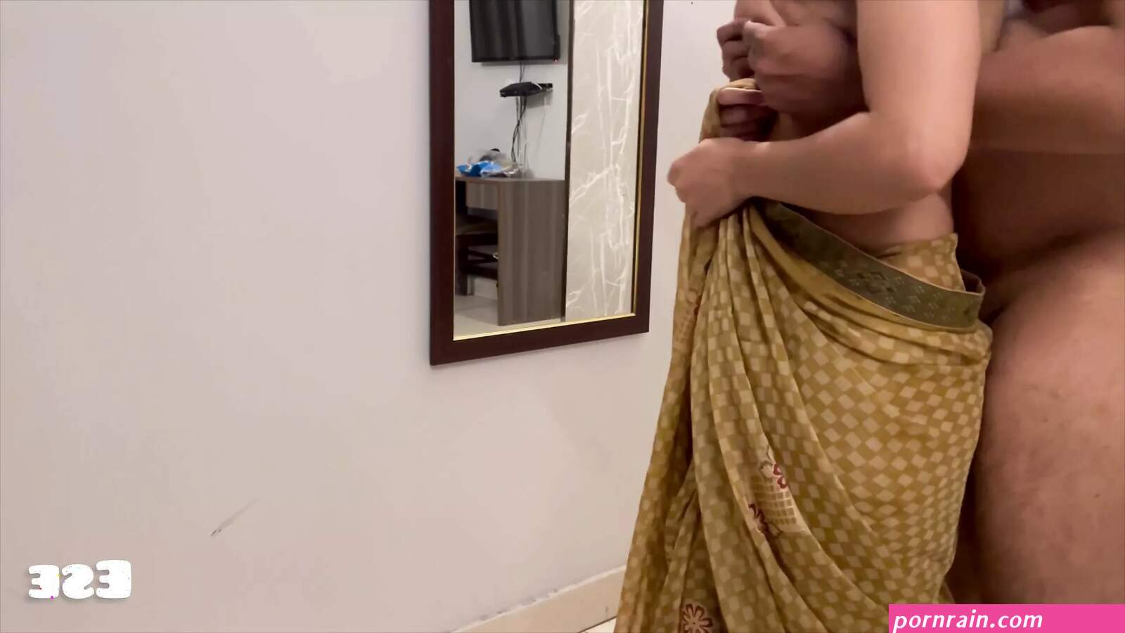 Busty bhabhi fucked from behind