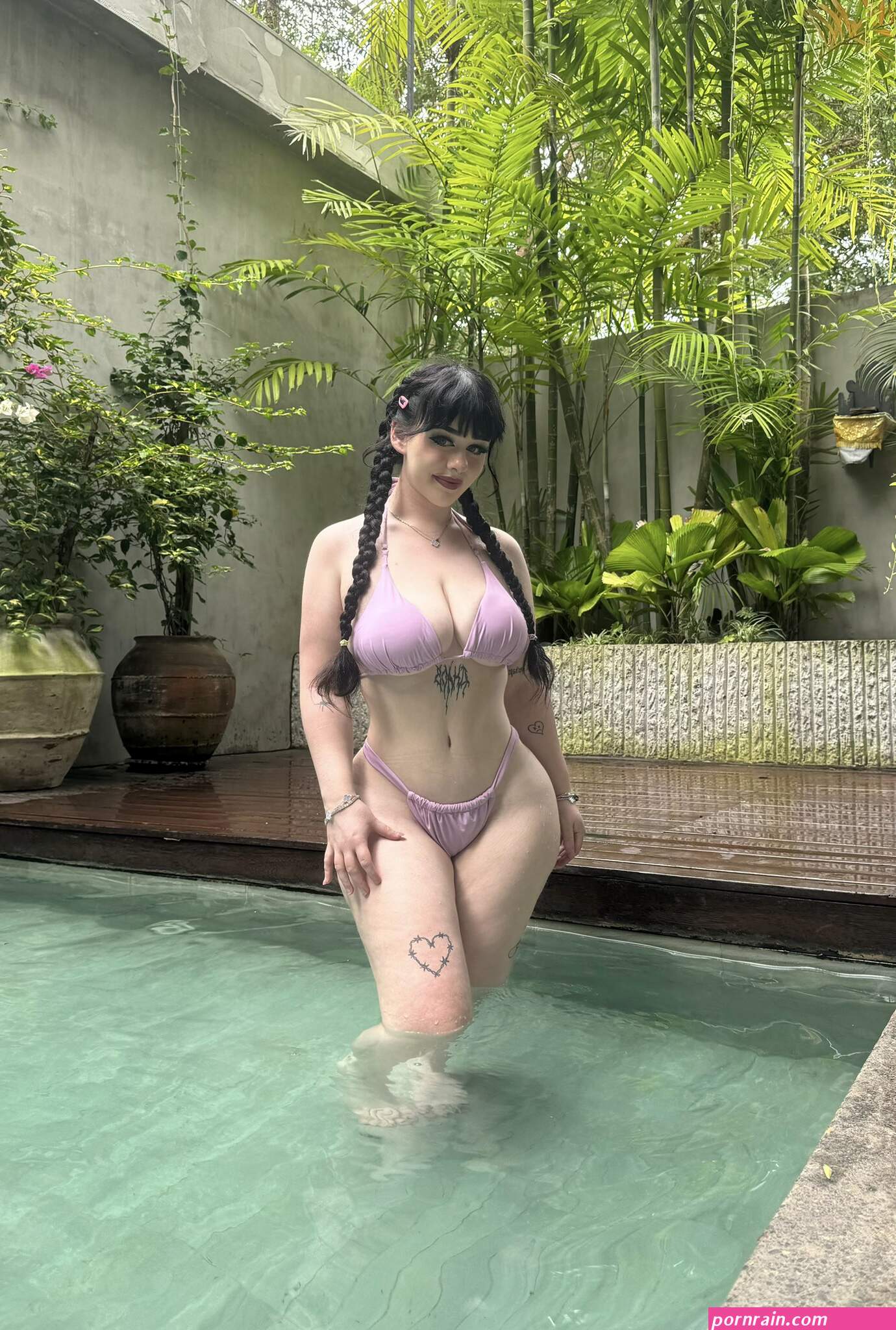 Lara rose nudes