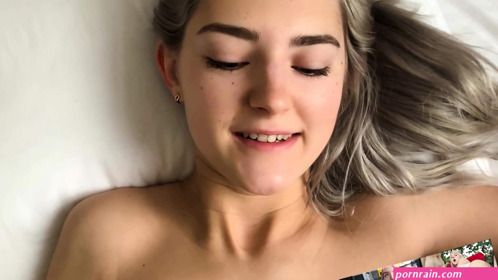 Eva elfie double penetration