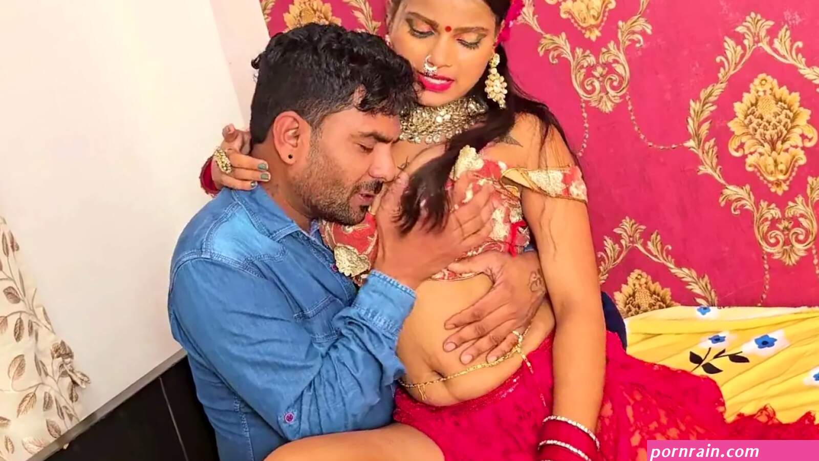 Hot bhojpuri bhabhi nude pic