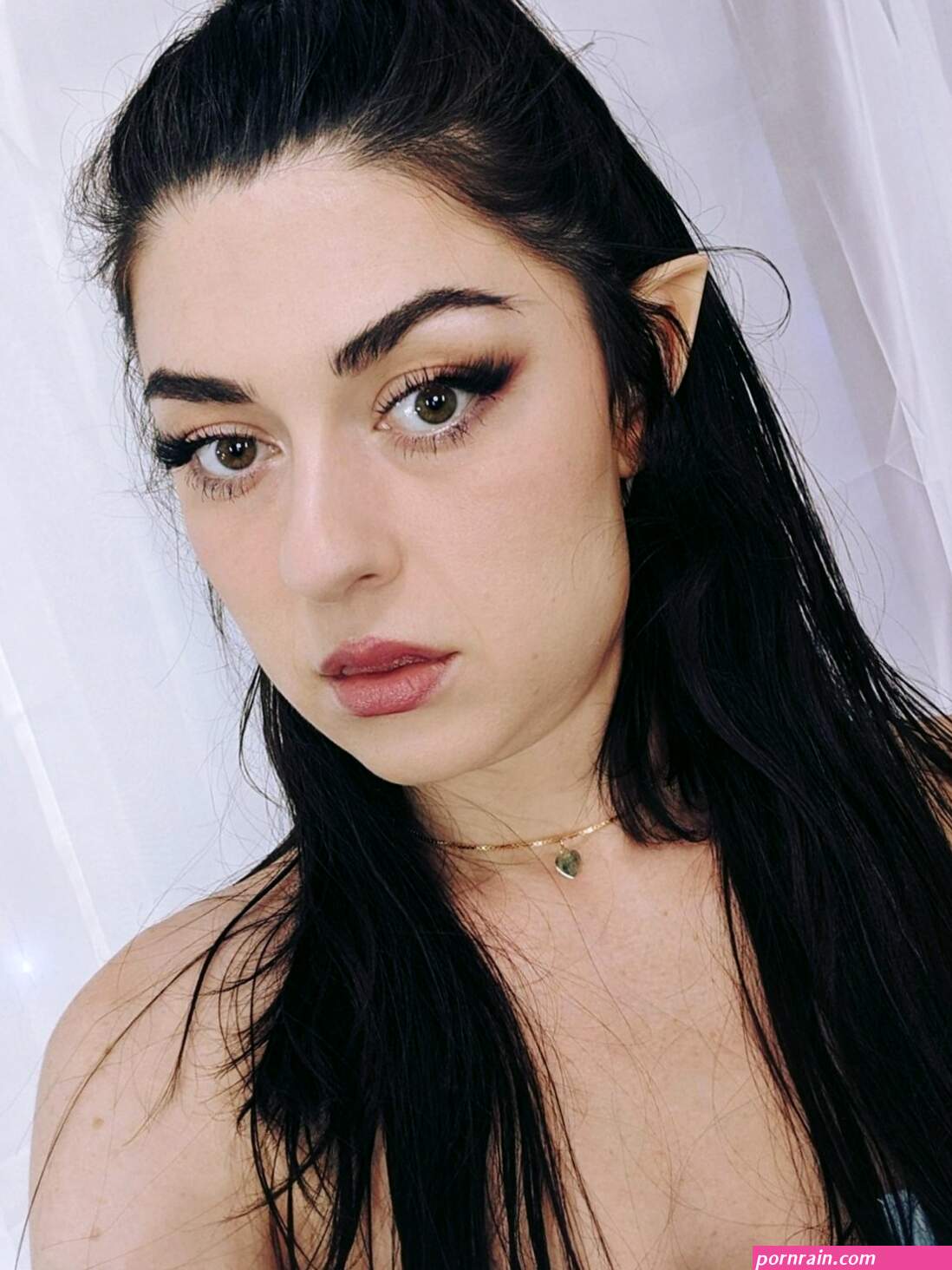 Kirachats Daenerys Cosplay Strip Tease Onlyfans Porn Leak