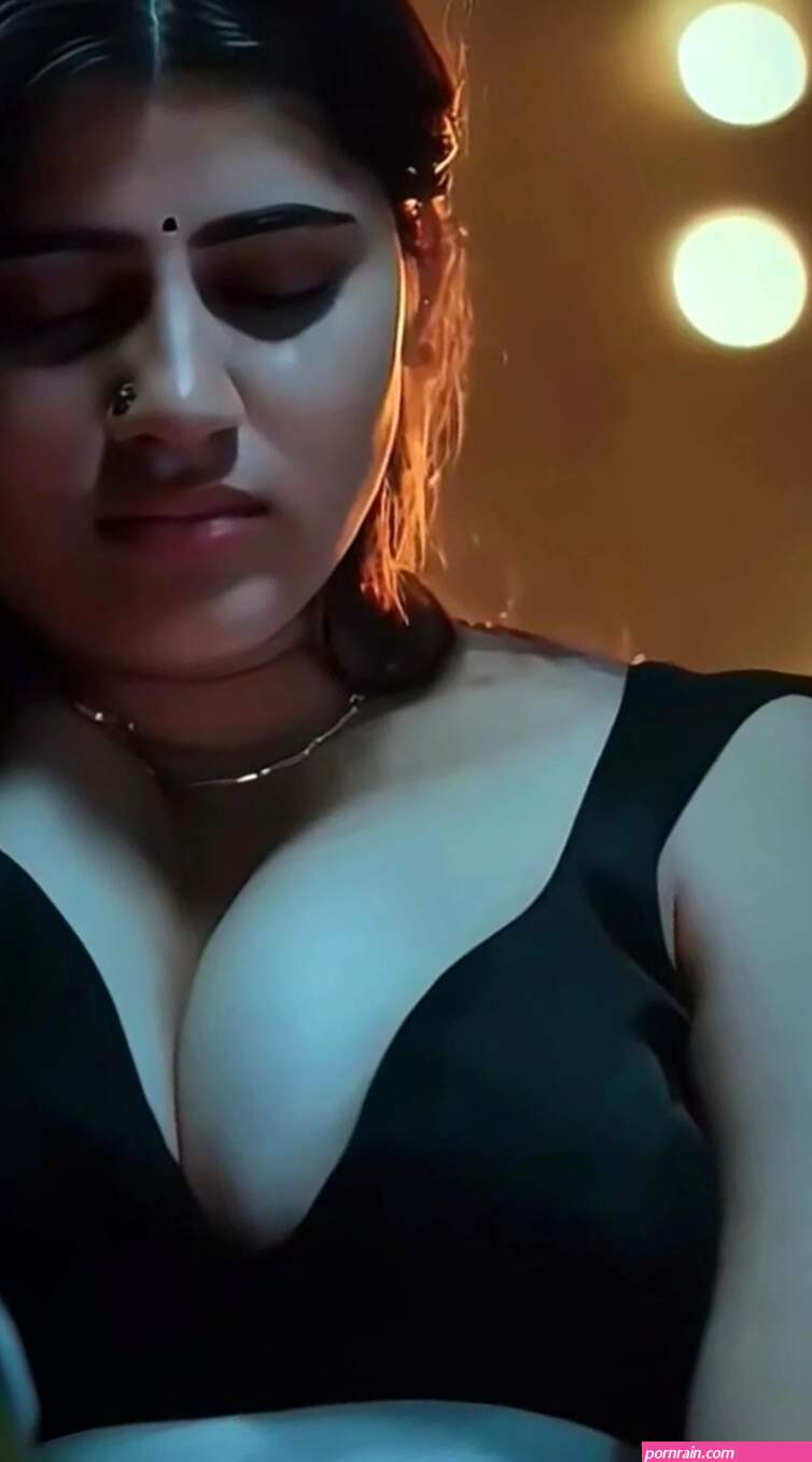 Sarikha salunkhe nude scenes