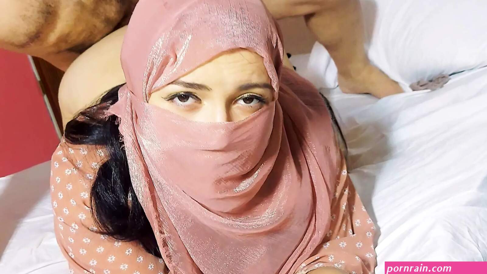Show arabian beautiful girls during fucking